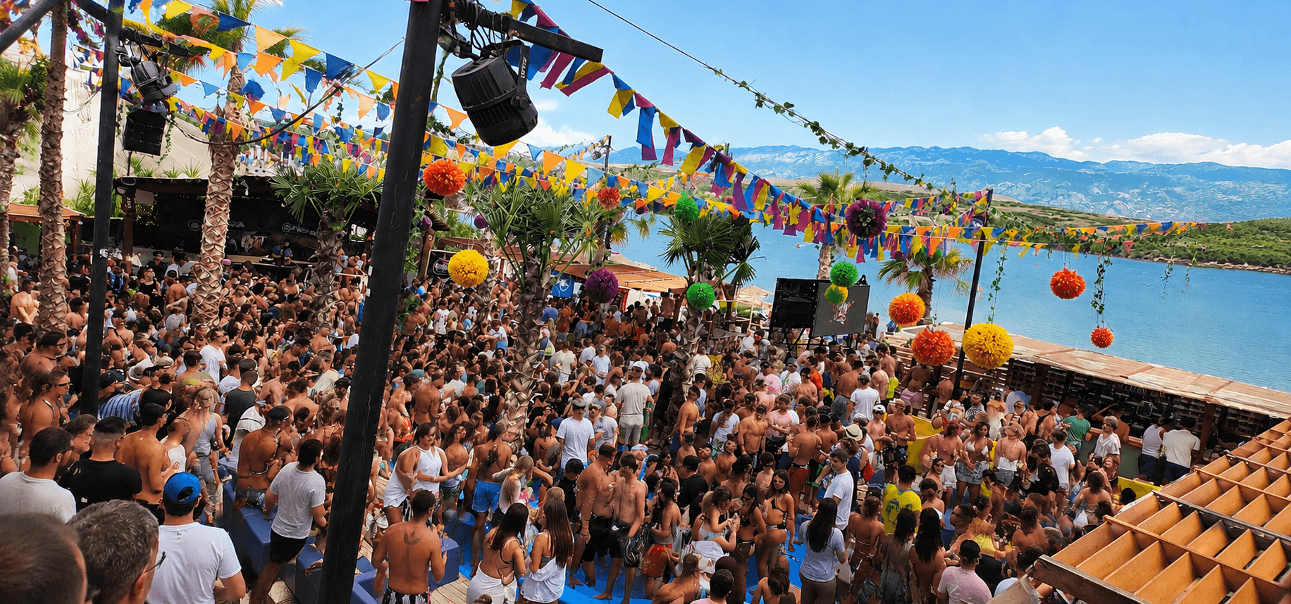 12:00 – 16:00 MOON ISLAND SESSIONS